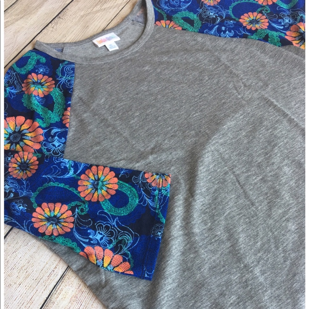 LuLaRoe long sleeve Randy top